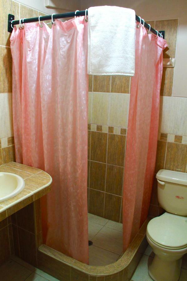 Zygo Bed & Breakfast Tarapoto Ngoại thất bức ảnh