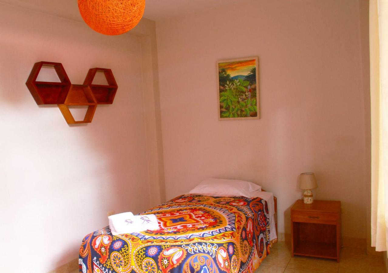 Zygo Bed & Breakfast Tarapoto Ngoại thất bức ảnh